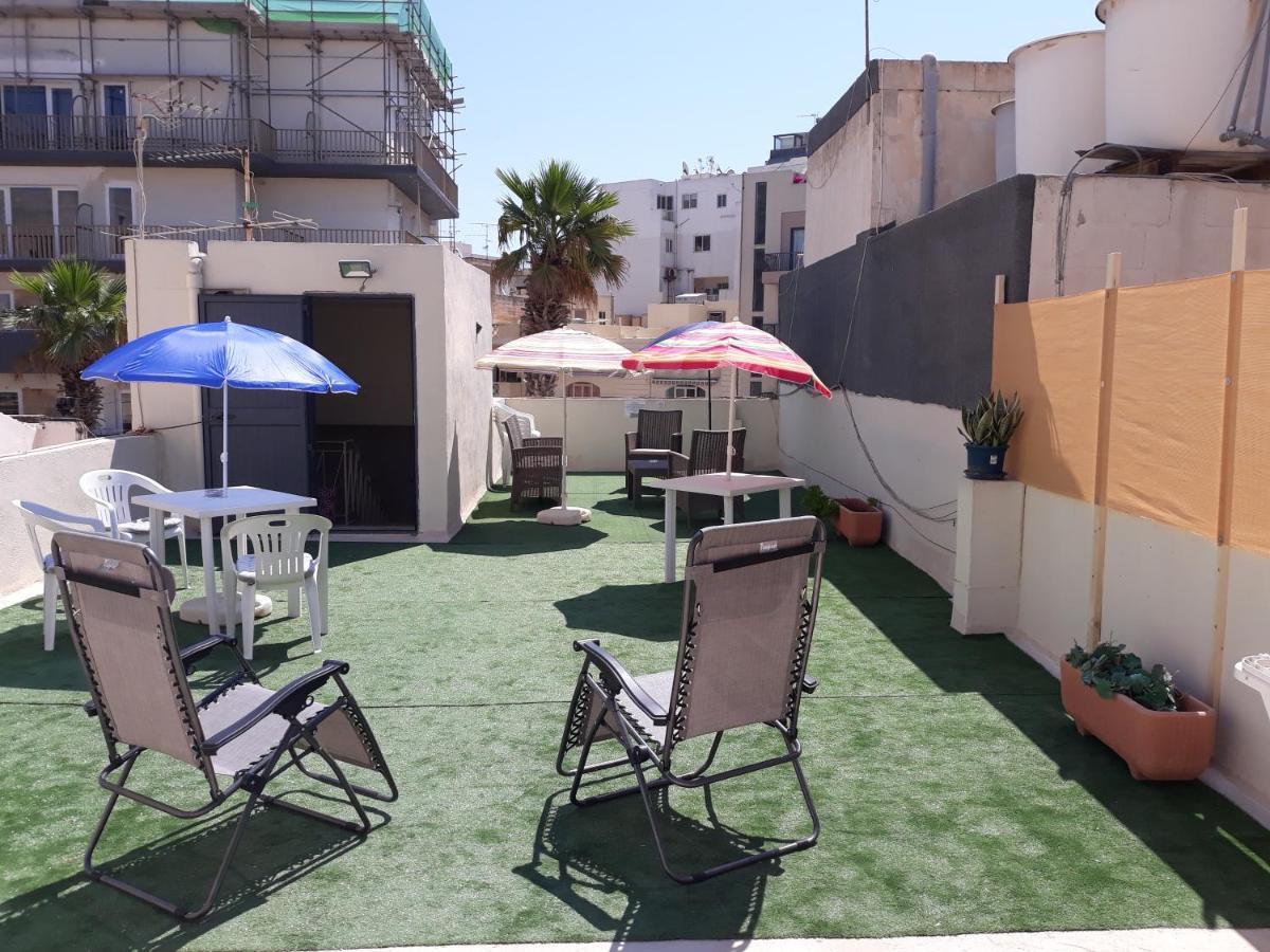 Seabreeze Holiday Guestrooms St. Paul's Bay Exteriör bild