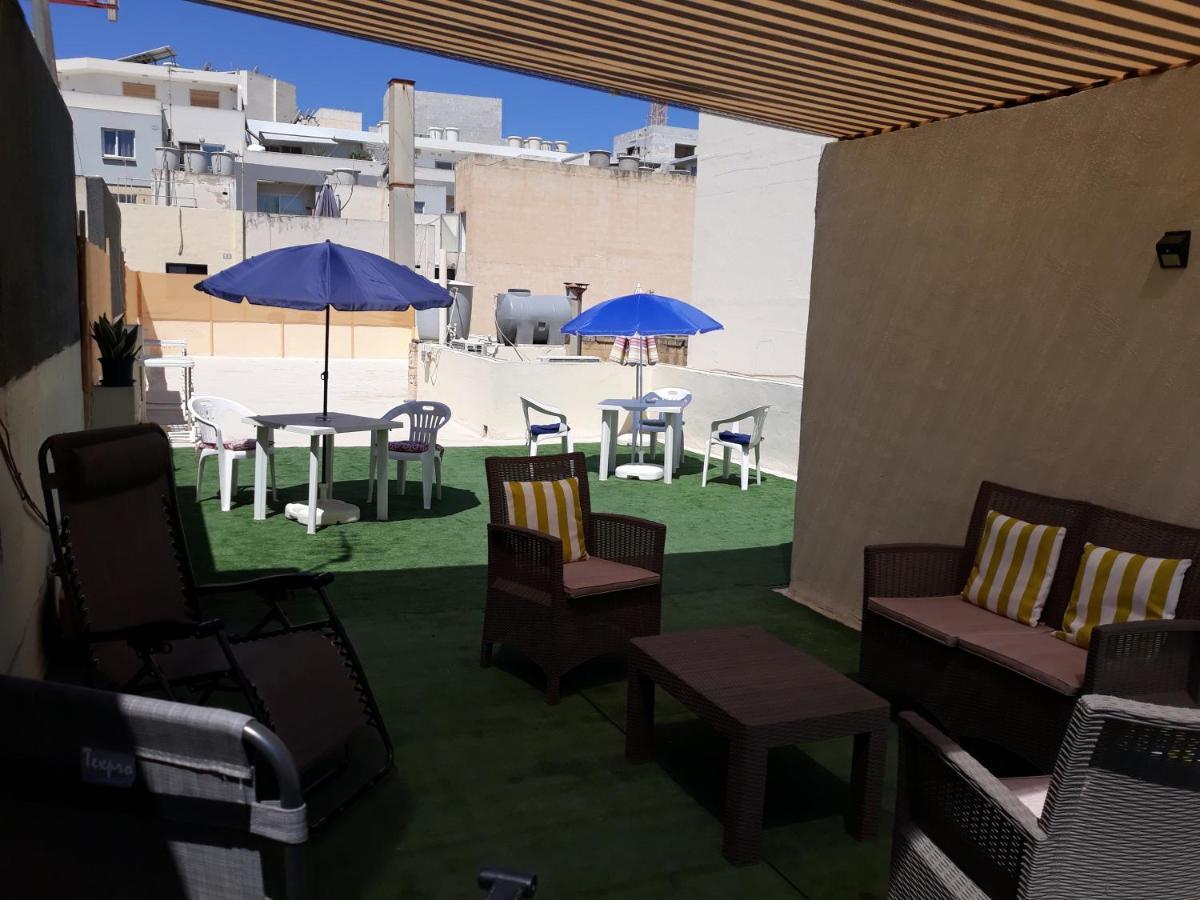 Seabreeze Holiday Guestrooms St. Paul's Bay Exteriör bild