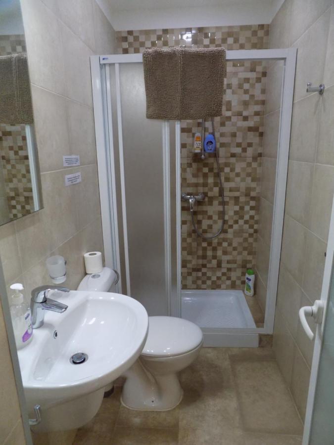 Seabreeze Holiday Guestrooms St. Paul's Bay Exteriör bild