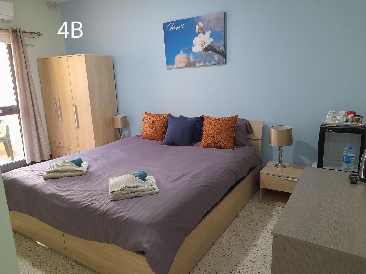 Seabreeze Holiday Guestrooms St. Paul's Bay Exteriör bild