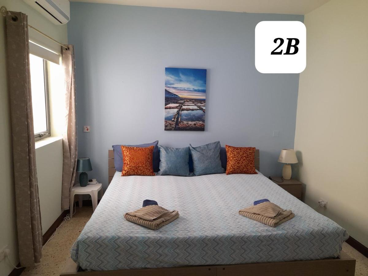 Seabreeze Holiday Guestrooms St. Paul's Bay Exteriör bild