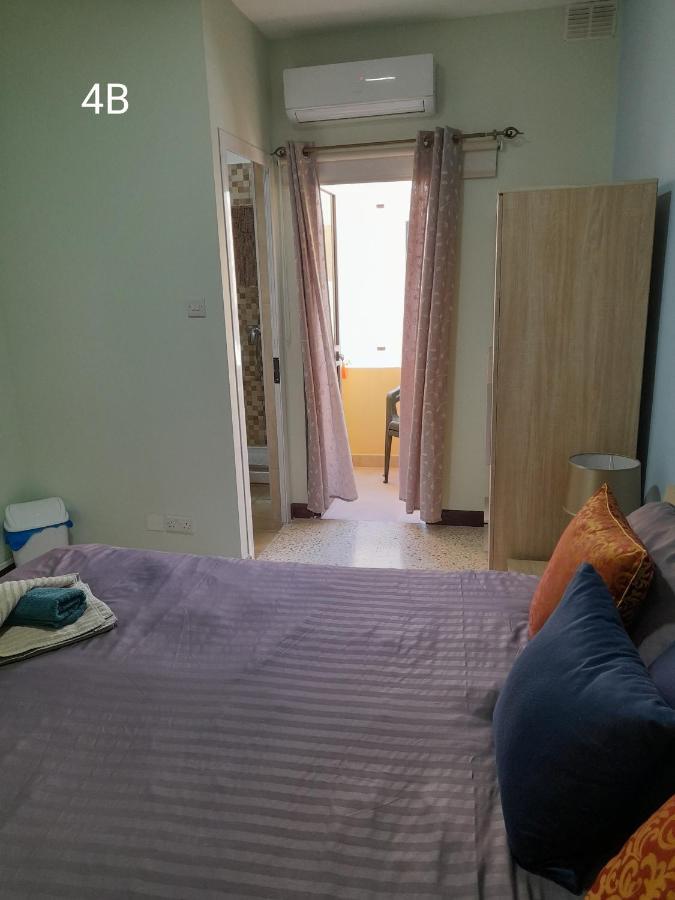 Seabreeze Holiday Guestrooms St. Paul's Bay Exteriör bild