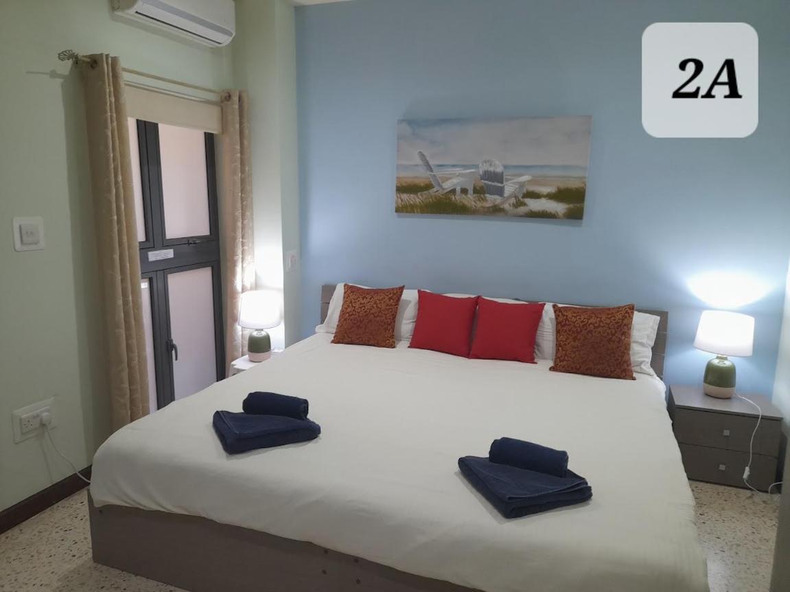 Seabreeze Holiday Guestrooms St. Paul's Bay Exteriör bild