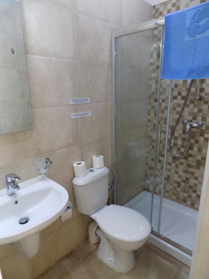 Seabreeze Holiday Guestrooms St. Paul's Bay Exteriör bild